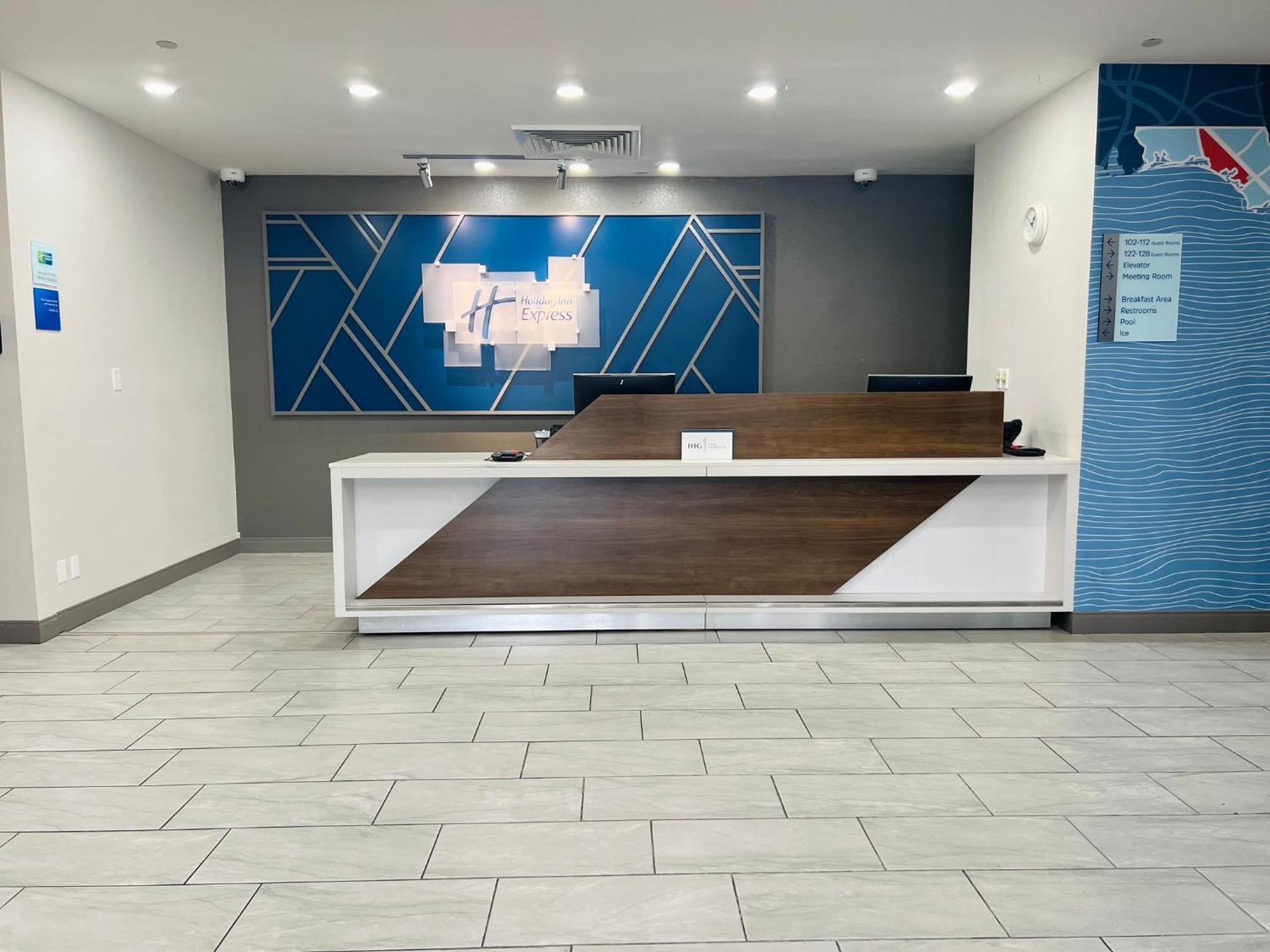 Holiday Inn Express & Suites Sebring By Ihg Extérieur photo