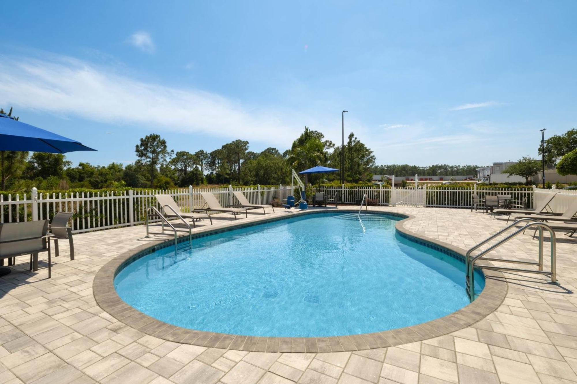 Holiday Inn Express & Suites Sebring By Ihg Extérieur photo