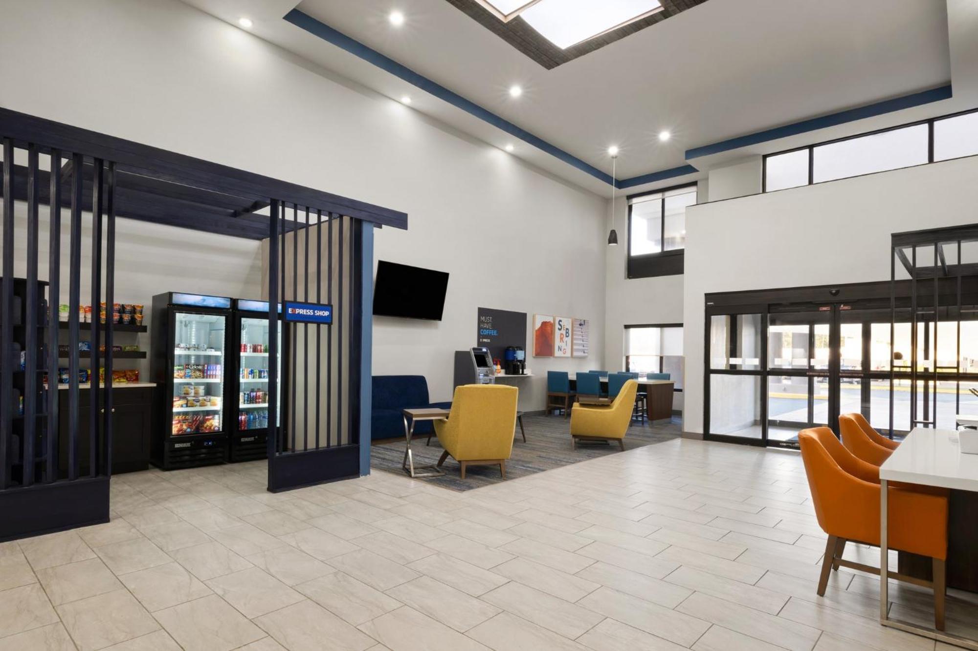 Holiday Inn Express & Suites Sebring By Ihg Extérieur photo