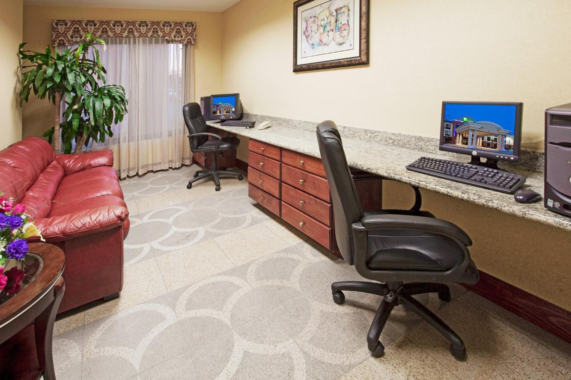 Holiday Inn Express & Suites Sebring By Ihg Extérieur photo