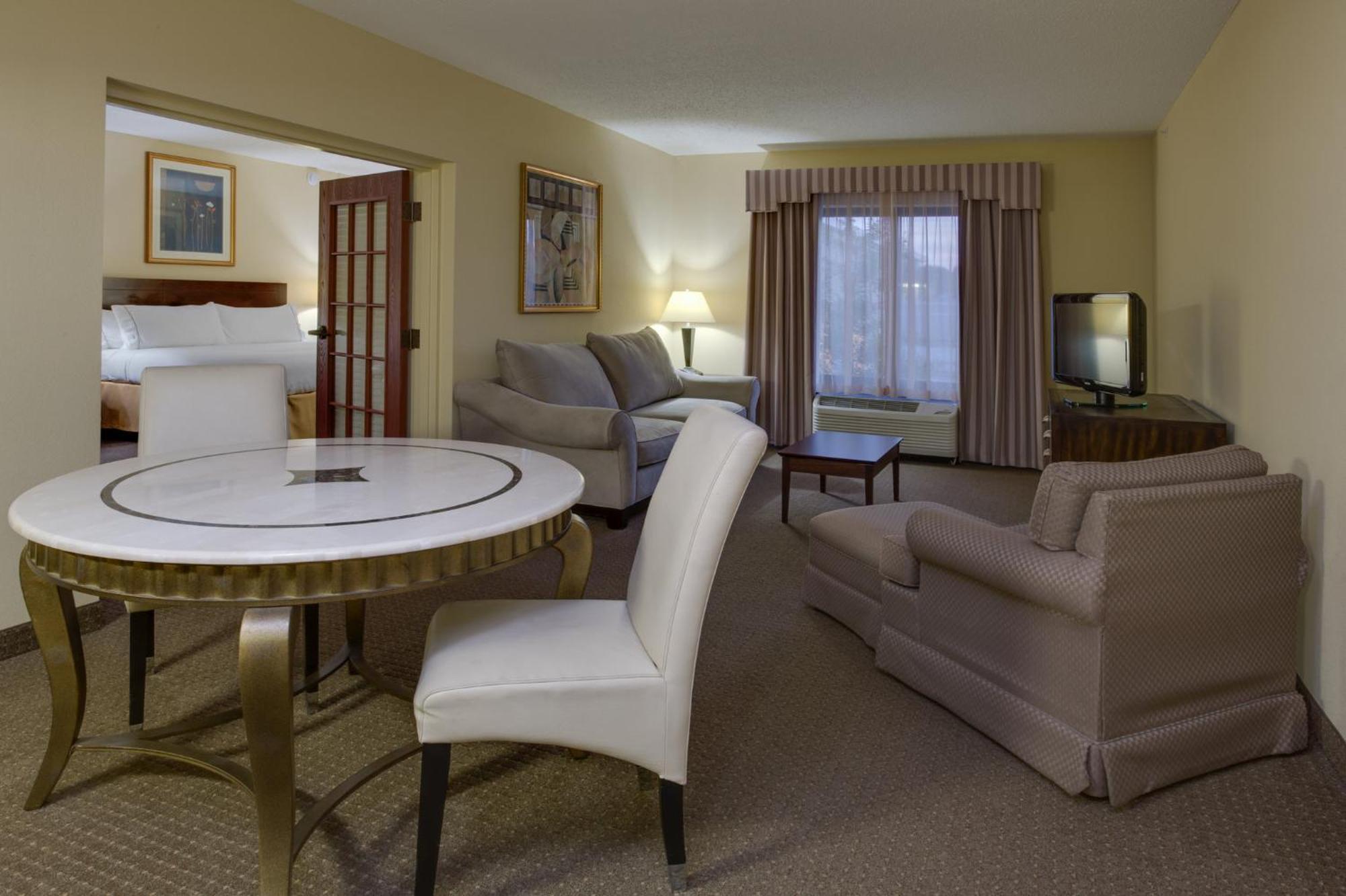 Holiday Inn Express & Suites Sebring By Ihg Extérieur photo