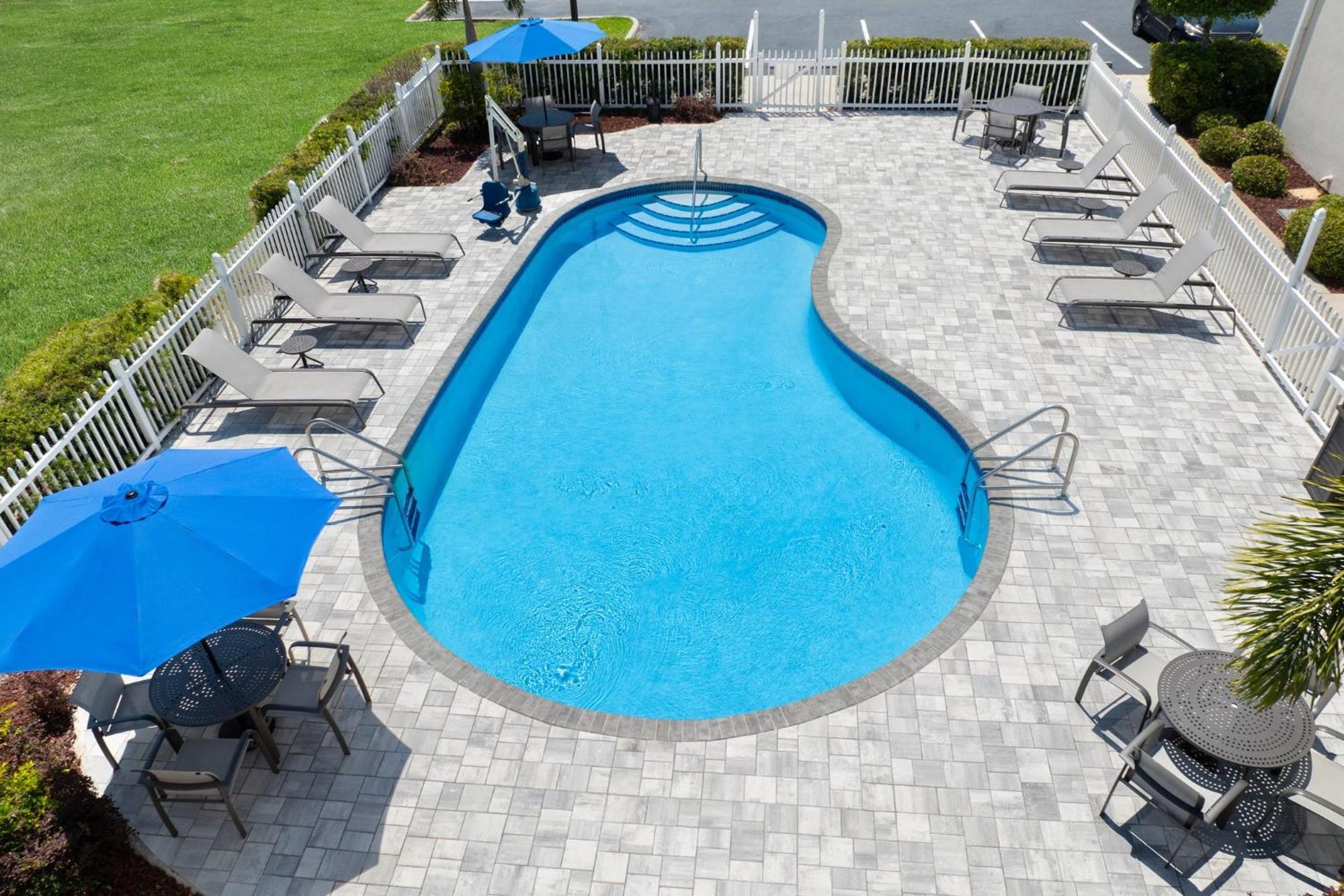 Holiday Inn Express & Suites Sebring By Ihg Extérieur photo
