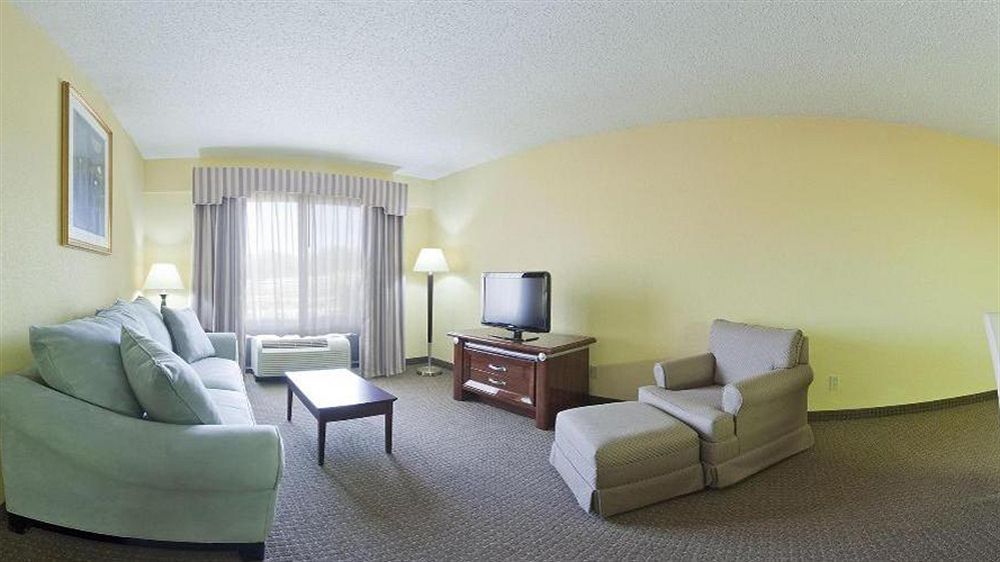 Holiday Inn Express & Suites Sebring By Ihg Extérieur photo