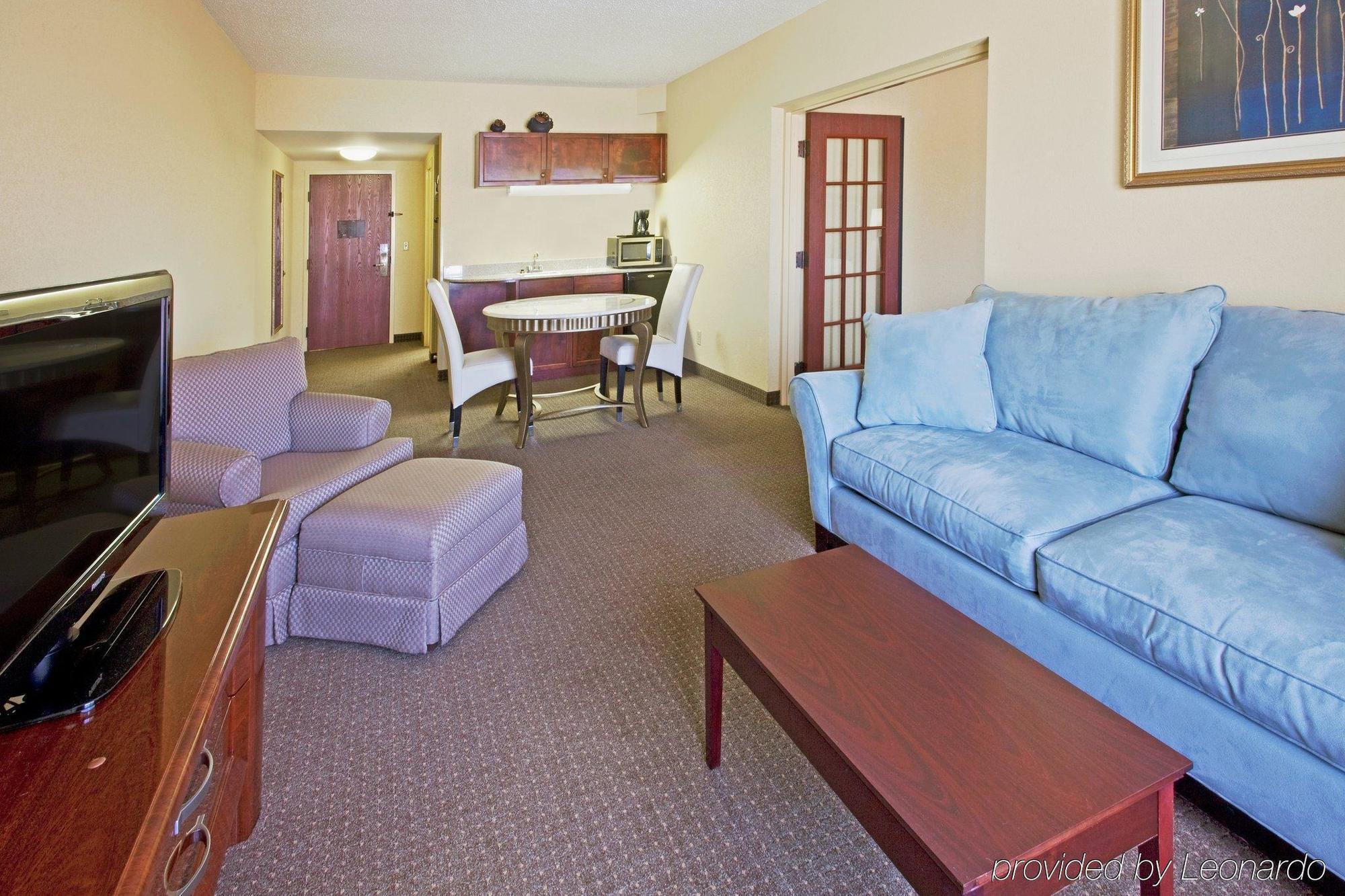 Holiday Inn Express & Suites Sebring By Ihg Extérieur photo